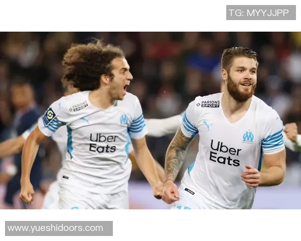 法甲焦点战第戎主场迎战里昂双方争夺三分激战一触即发