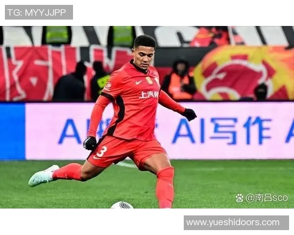 重庆当代与上海上港激战正酣谁将赢得这场中超焦点之战