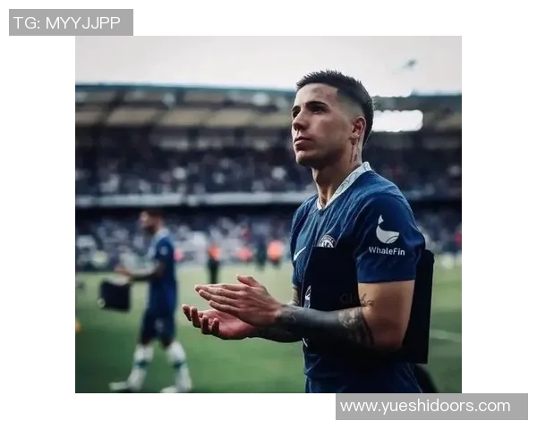 切尔西队内风波不断斯特林与恩佐训练场冲突引发关注